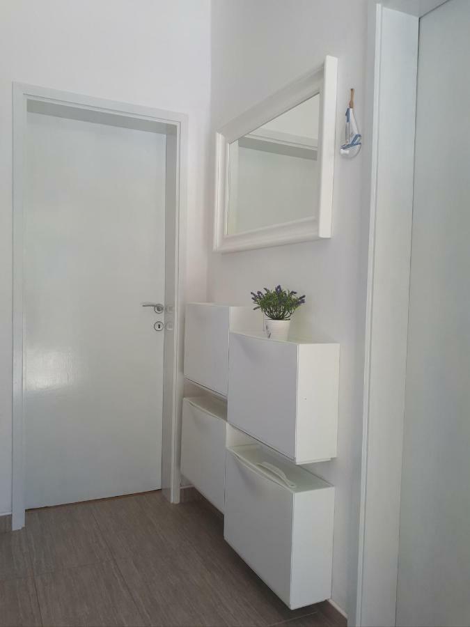 Panorama Postira Apartments Екстериор снимка